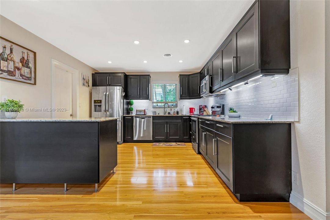 For Rent: $8,000 (4 beds, 2 baths, 2353 Square Feet)