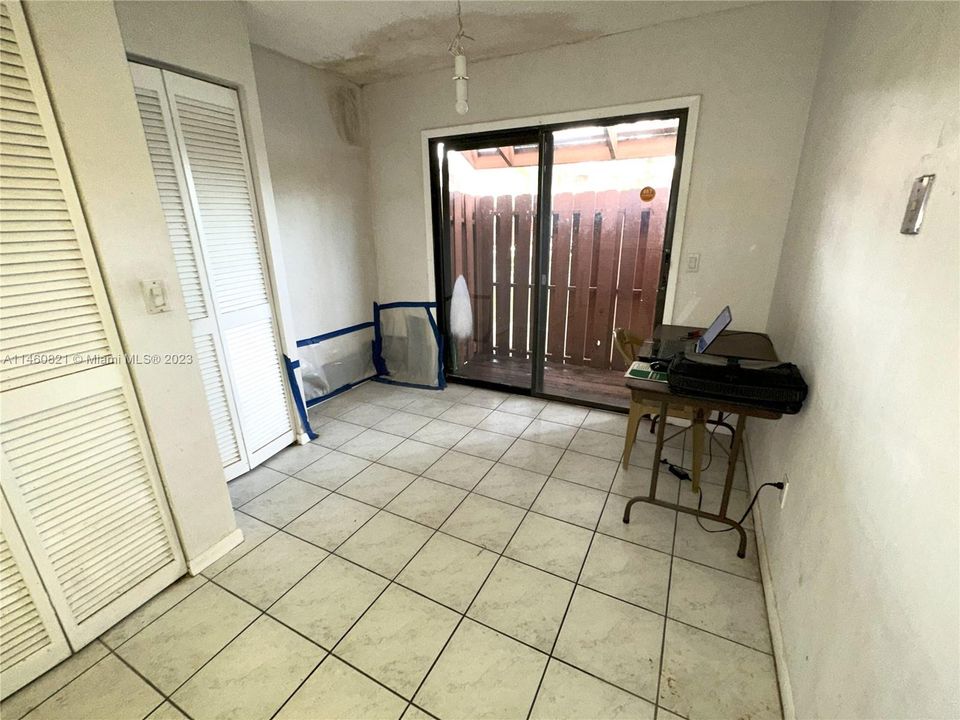 BREAKFAST NOOK AND FRONT PATIO DOOR