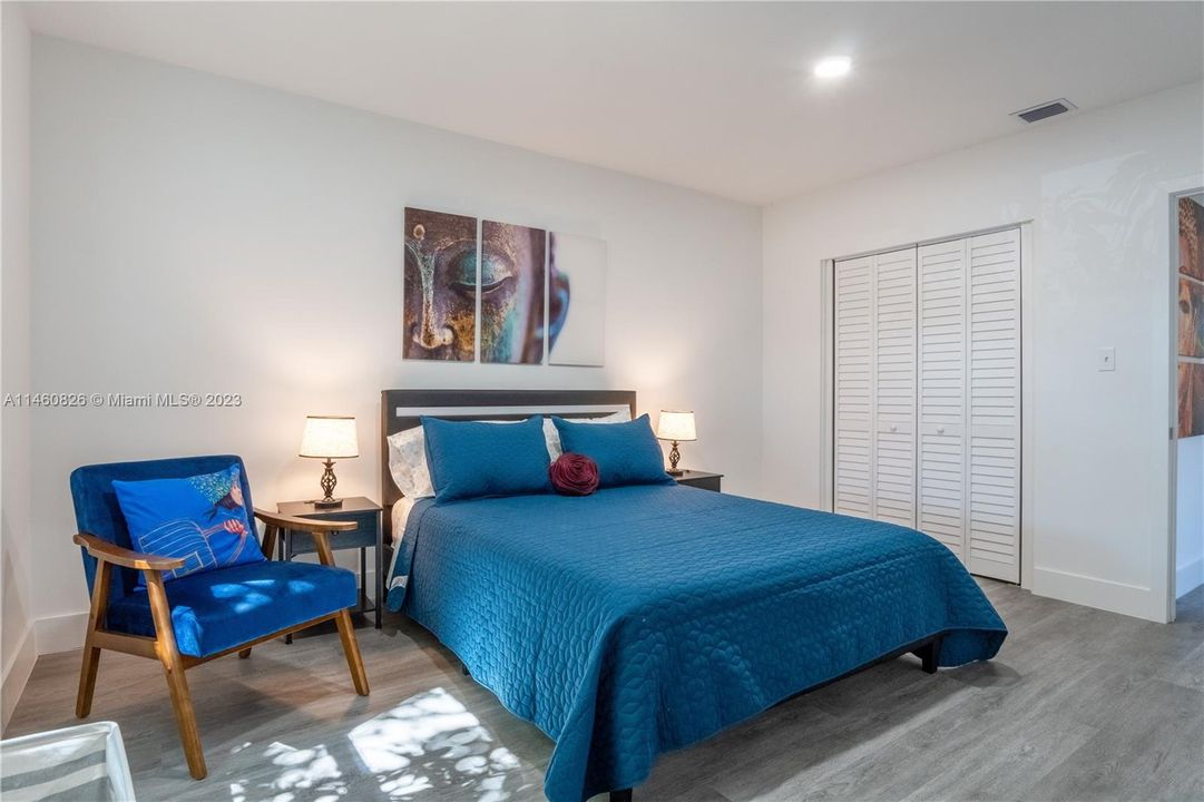 Recently Sold: $795,000 (4 beds, 3 baths, 1540 Square Feet)