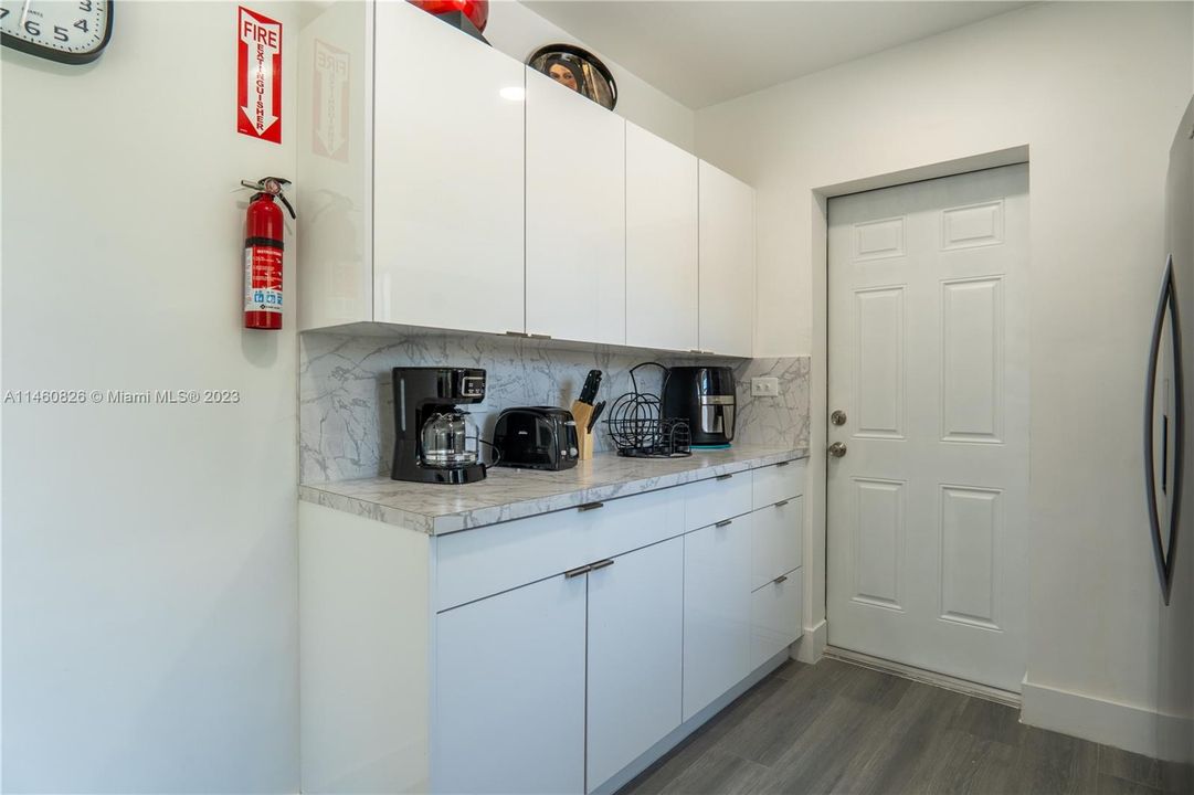 Recently Sold: $795,000 (4 beds, 3 baths, 1540 Square Feet)