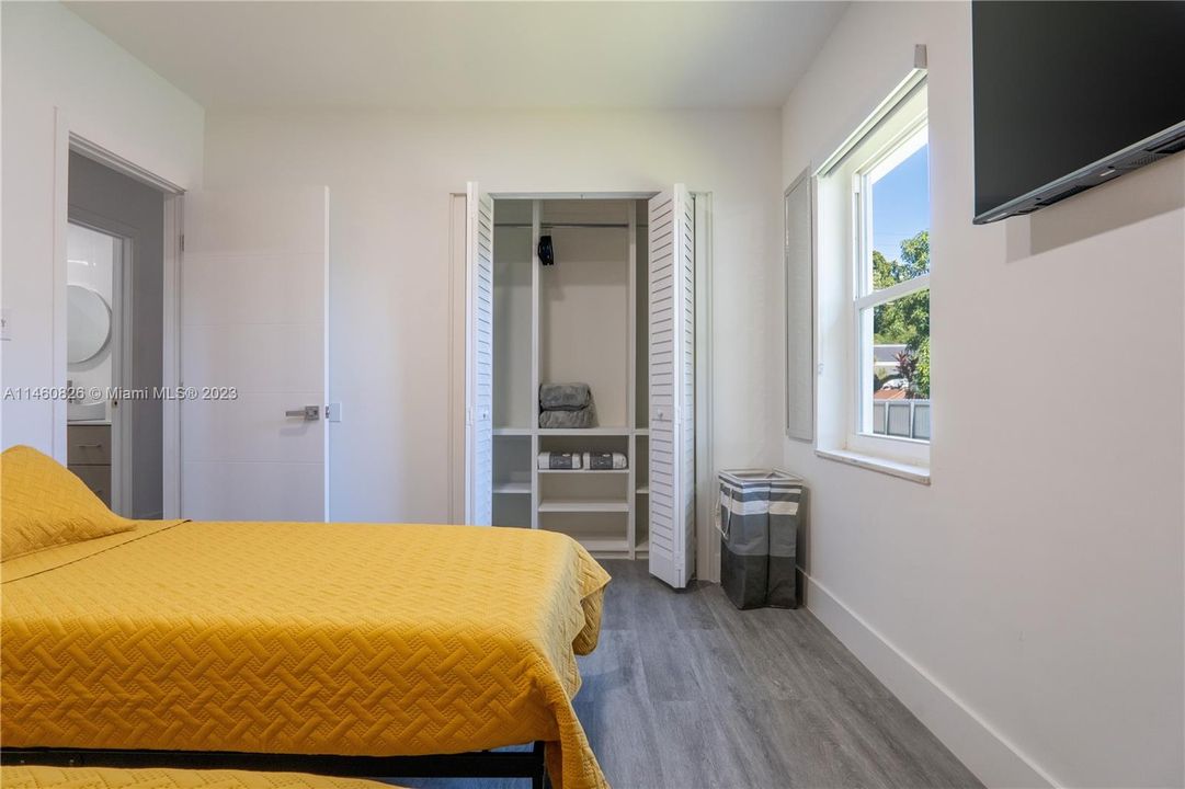 Recently Sold: $795,000 (4 beds, 3 baths, 1540 Square Feet)