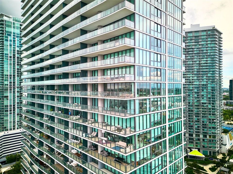 Vendido Recientemente: $1,990,000 (3 camas, 3 baños, 1634 Pies cuadrados)