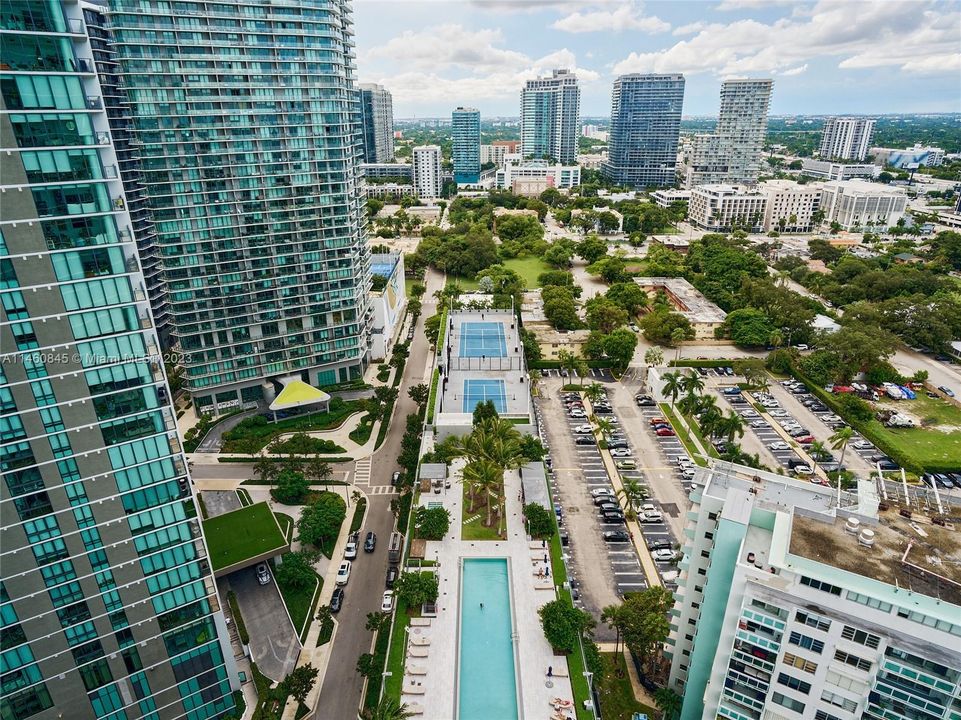 Vendido Recientemente: $1,990,000 (3 camas, 3 baños, 1634 Pies cuadrados)