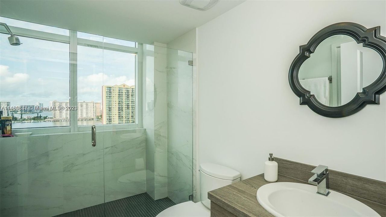 最近租的: $5,799 (3 贝兹, 2 浴室, 1705 平方英尺)