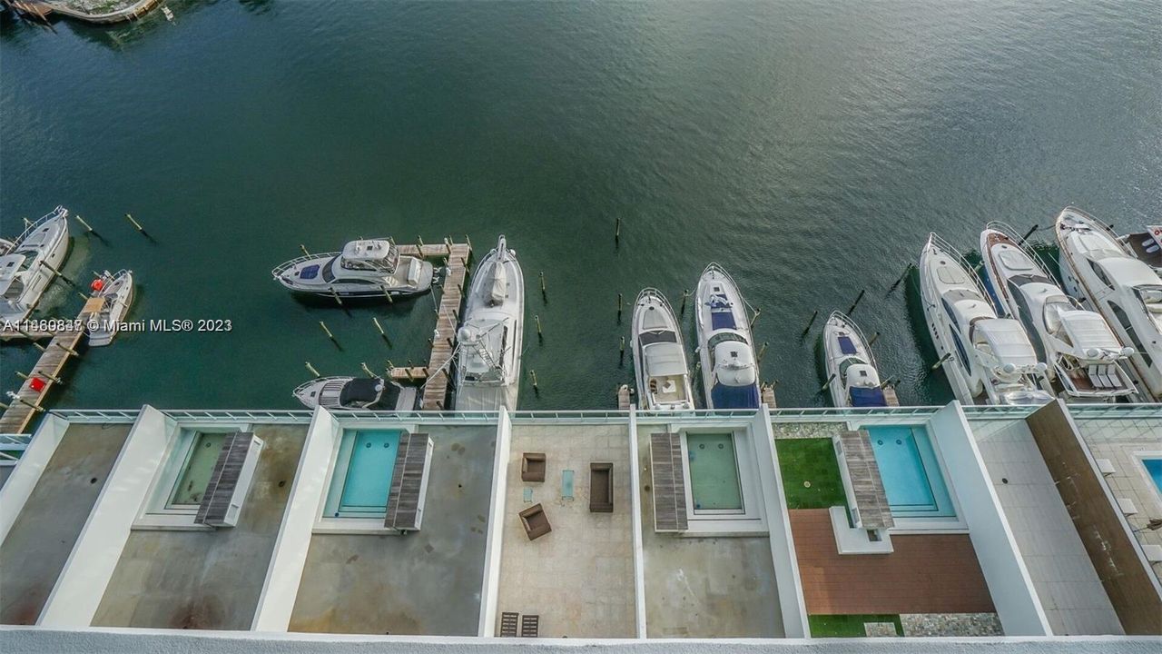 最近租的: $5,799 (3 贝兹, 2 浴室, 1705 平方英尺)