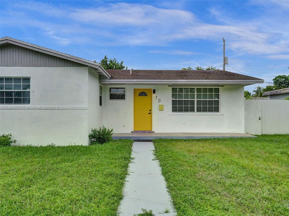 Vendido Recientemente: $529,000 (3 camas, 2 baños, 1309 Pies cuadrados)