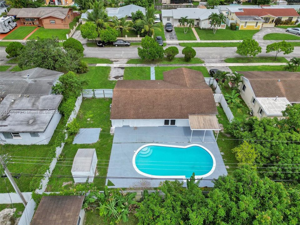 Vendido Recientemente: $529,000 (3 camas, 2 baños, 1309 Pies cuadrados)