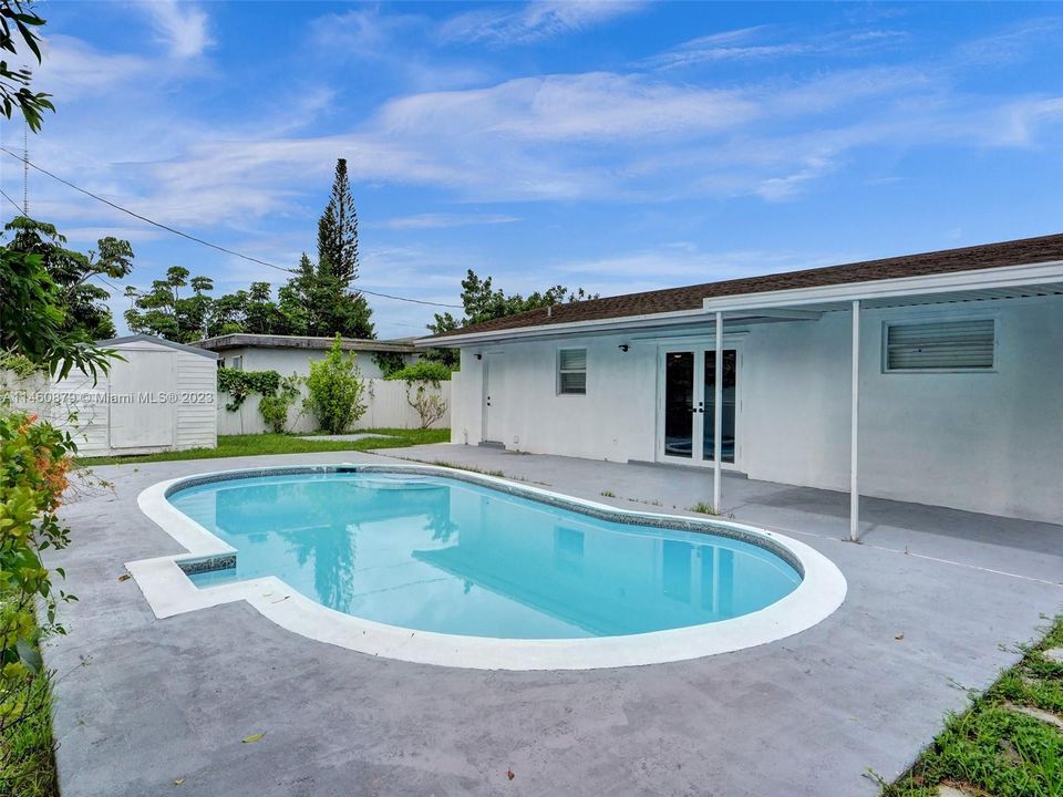 Vendido Recientemente: $529,000 (3 camas, 2 baños, 1309 Pies cuadrados)