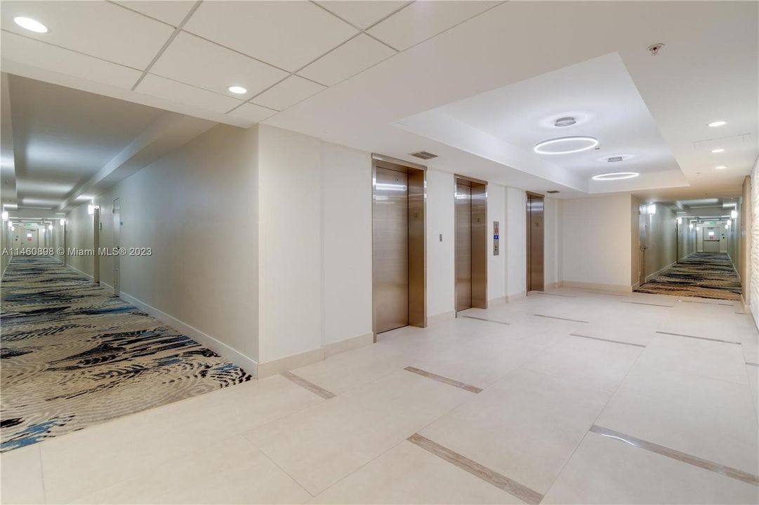 Recently Rented: $2,500 (1 beds, 1 baths, 911 Square Feet)