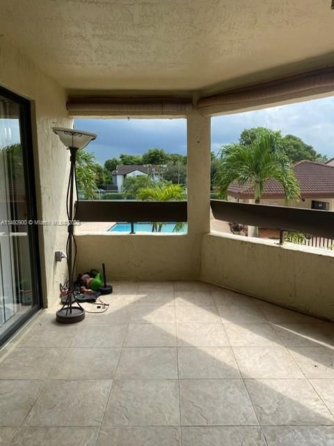 Recently Rented: $2,450 (2 beds, 2 baths, 1334 Square Feet)