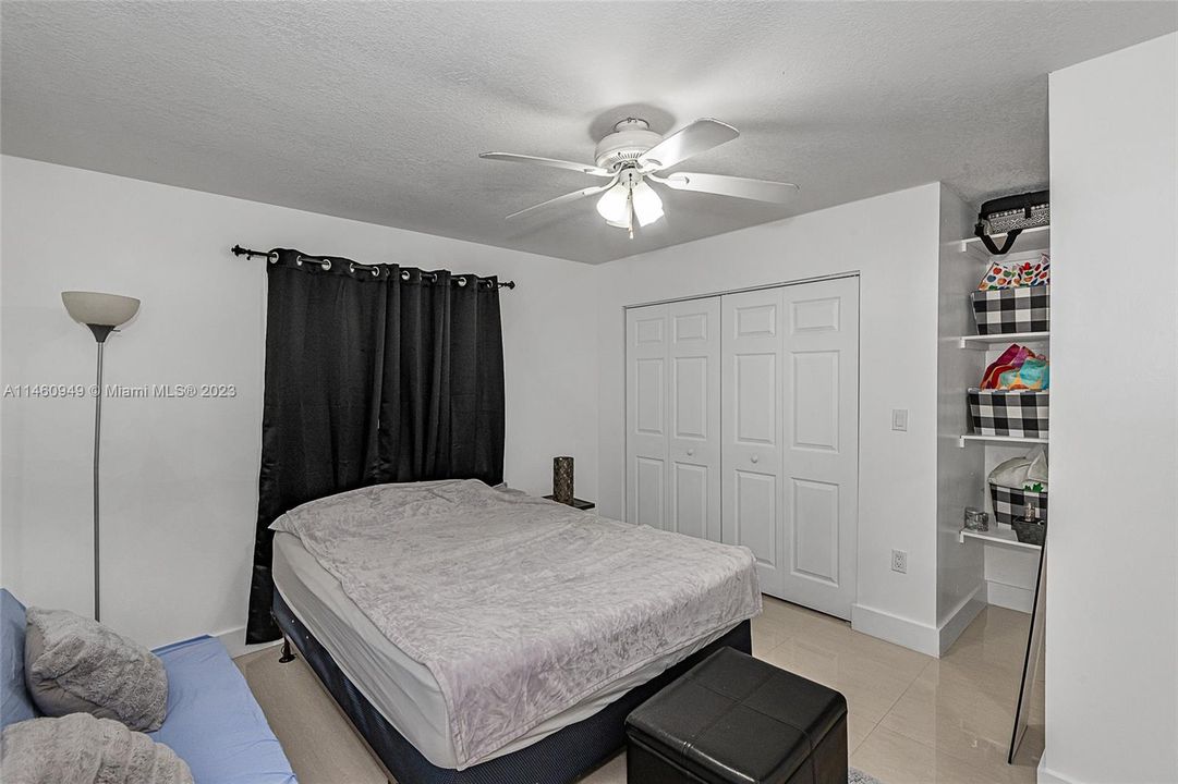 Vendido Recientemente: $569,000 (3 camas, 2 baños, 1444 Pies cuadrados)