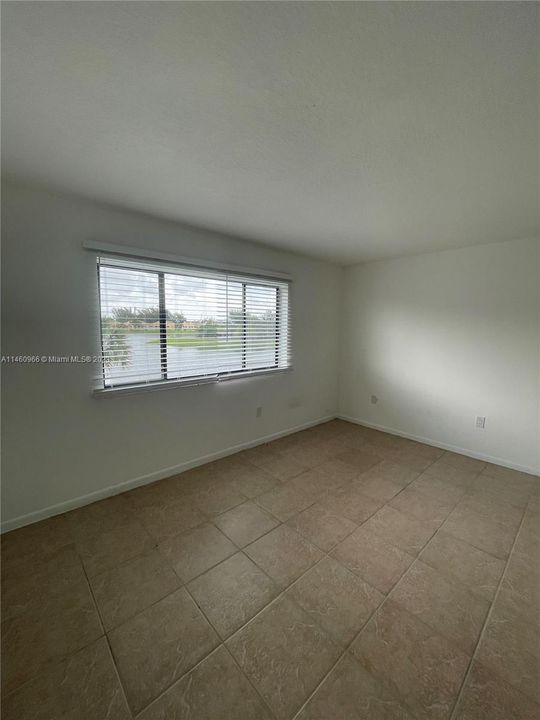 Recently Rented: $1,980 (2 beds, 2 baths, 1032 Square Feet)