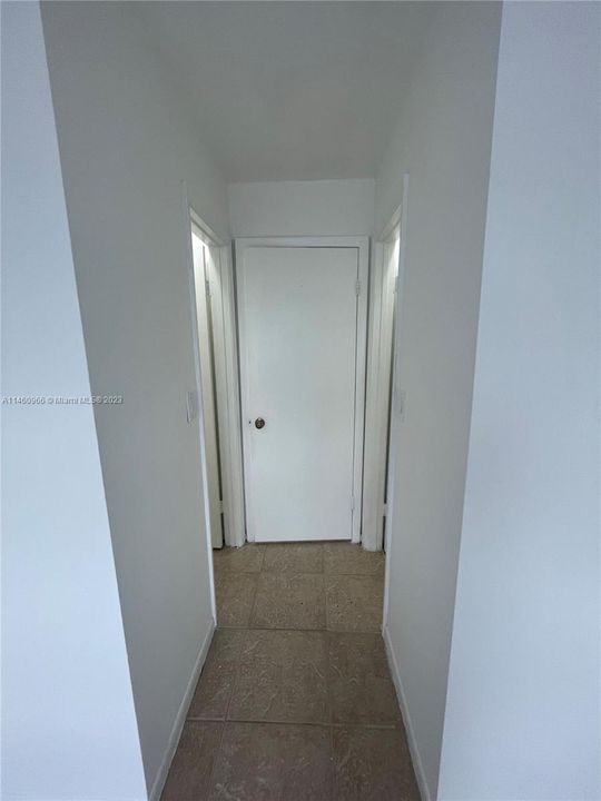 Recently Rented: $1,980 (2 beds, 2 baths, 1032 Square Feet)