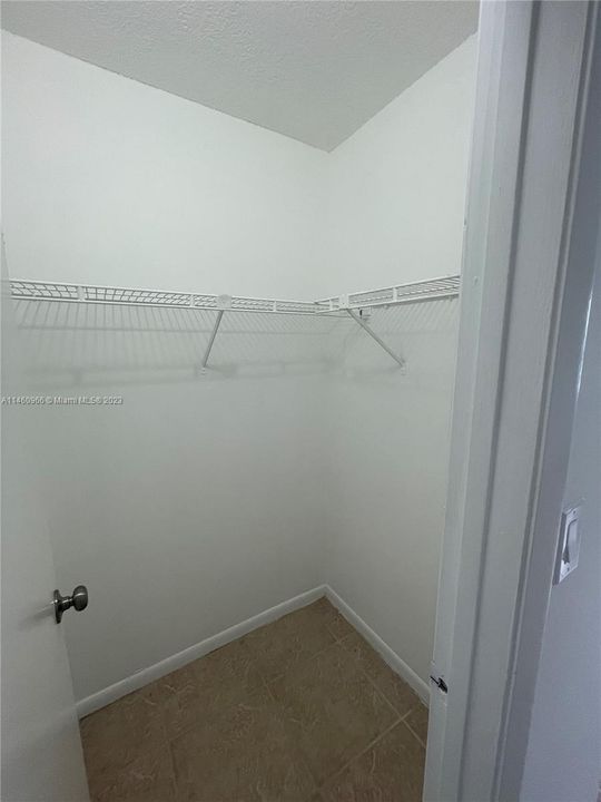 Recently Rented: $1,980 (2 beds, 2 baths, 1032 Square Feet)