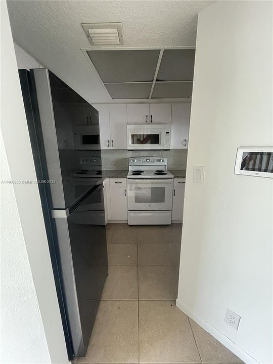 Recently Rented: $1,980 (2 beds, 2 baths, 1032 Square Feet)