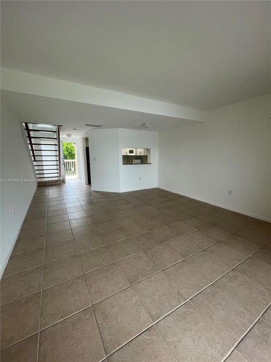 Recently Rented: $1,980 (2 beds, 2 baths, 1032 Square Feet)