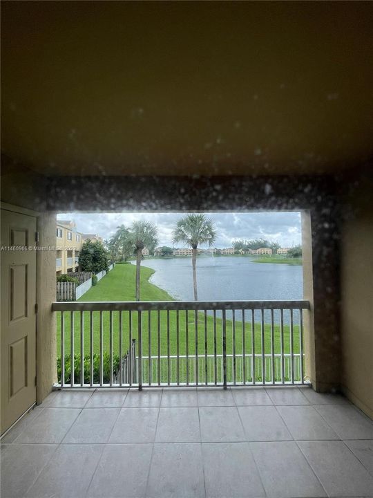 Recently Rented: $1,980 (2 beds, 2 baths, 1032 Square Feet)