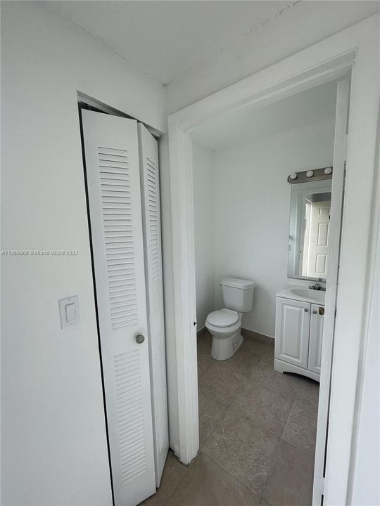 Recently Rented: $1,980 (2 beds, 2 baths, 1032 Square Feet)