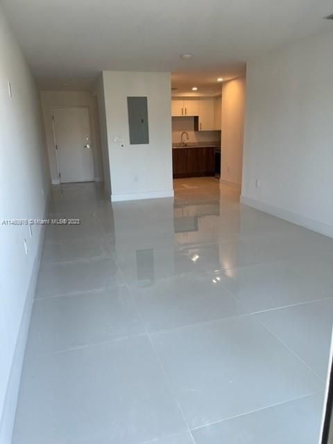 Living Dinning Kitchen View