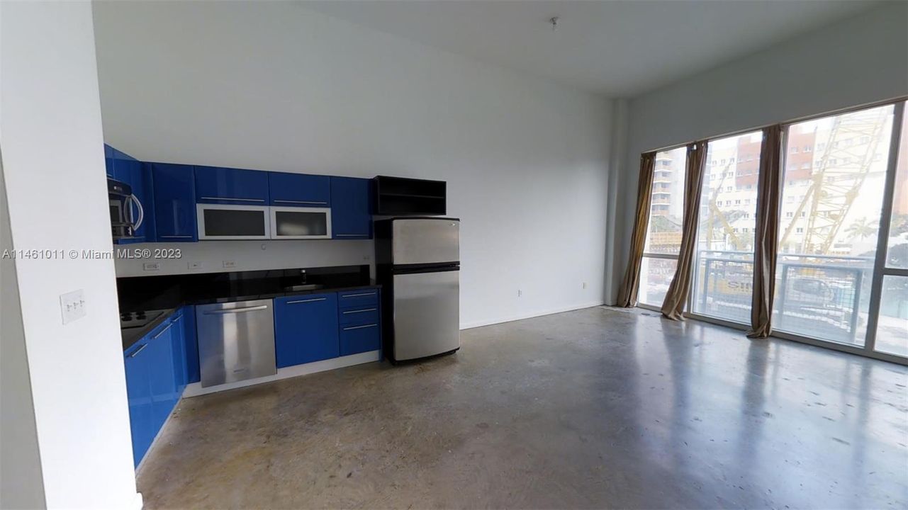 Recently Rented: $2,050 (0 beds, 1 baths, 501 Square Feet)