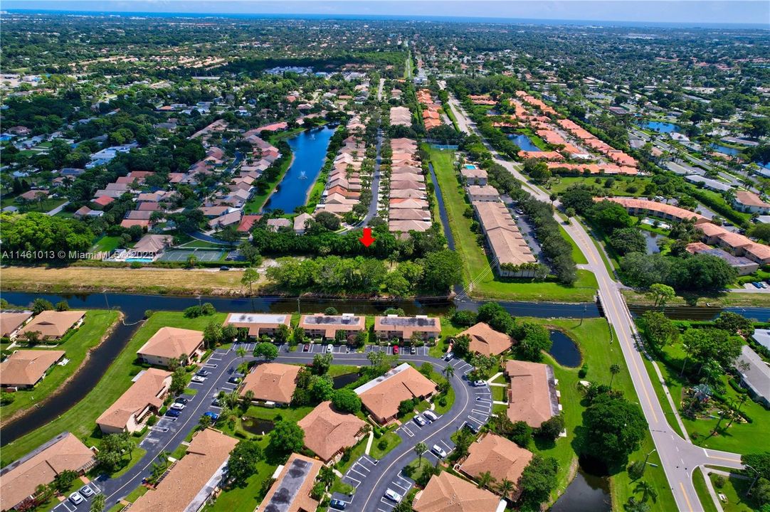 Vendido Recientemente: $370,000 (1.29 acres)