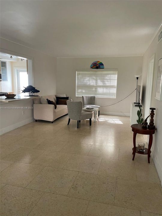 Recently Rented: $3,400 (2 beds, 2 baths, 1074 Square Feet)