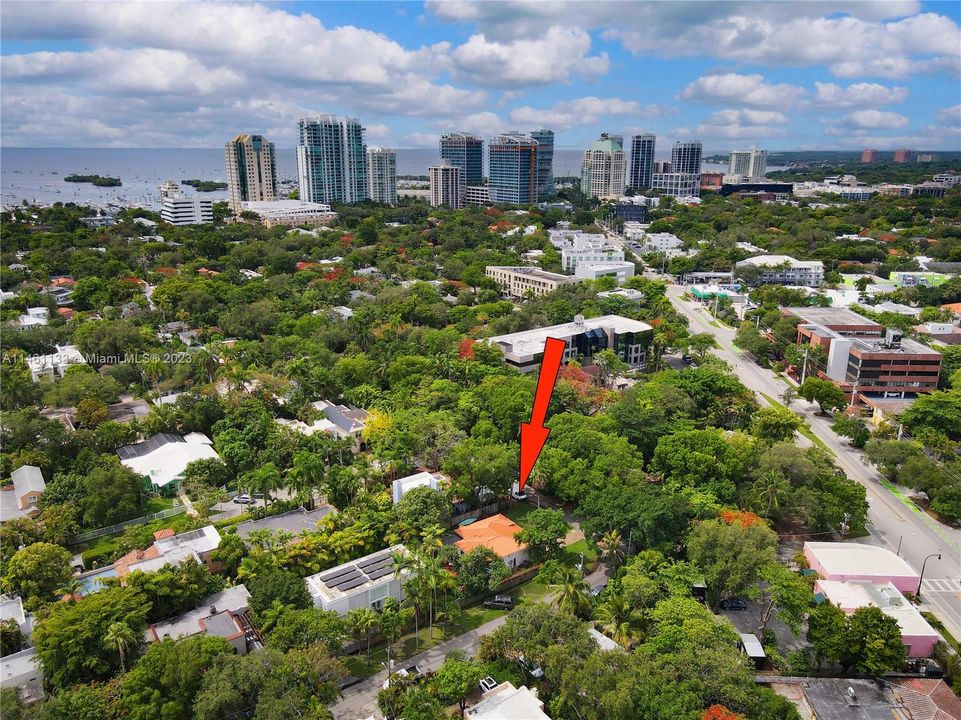 Recently Sold: $1,599,000 (2 beds, 2 baths, 1155 Square Feet)