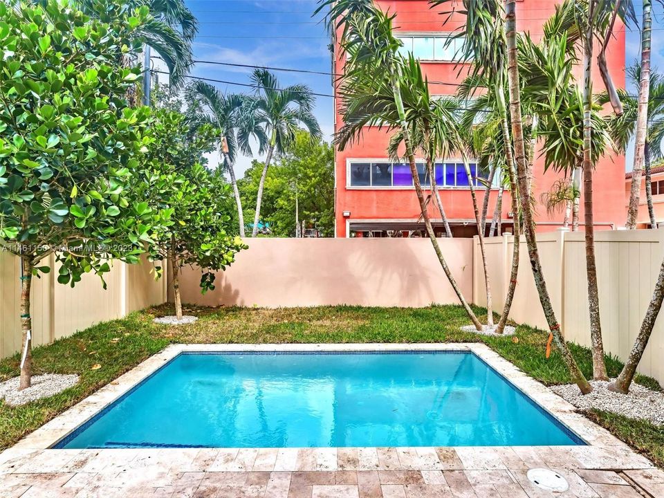 Recently Sold: $1,375,000 (3 beds, 3 baths, 0 Square Feet)