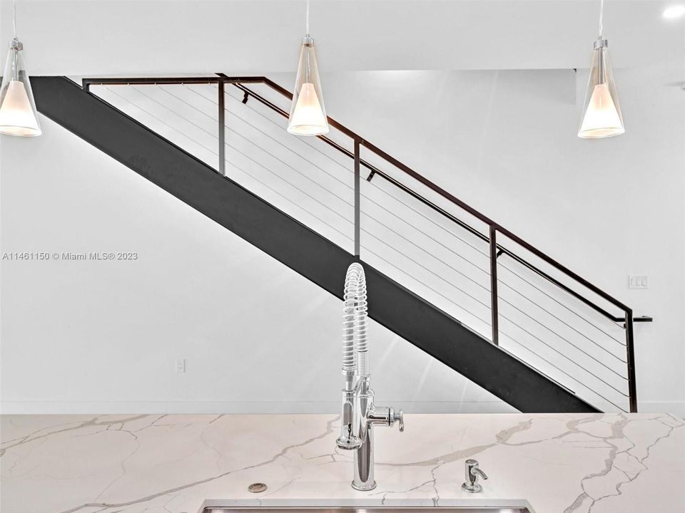 Recently Sold: $1,375,000 (3 beds, 3 baths, 0 Square Feet)