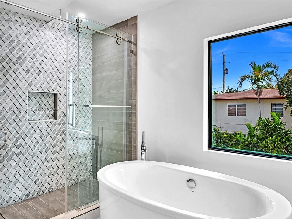 Recently Sold: $1,375,000 (3 beds, 3 baths, 0 Square Feet)