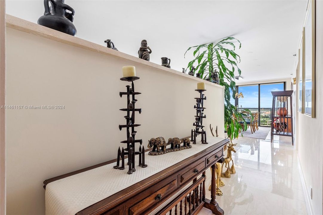 Recently Sold: $790,000 (3 beds, 2 baths, 1887 Square Feet)