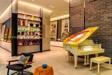 Recently Sold: $488,000 (1 beds, 1 baths, 593 Square Feet)