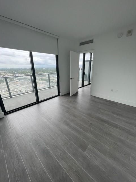 Recently Sold: $488,000 (1 beds, 1 baths, 593 Square Feet)