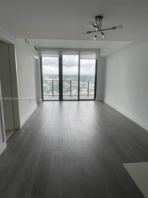 Recently Sold: $488,000 (1 beds, 1 baths, 593 Square Feet)