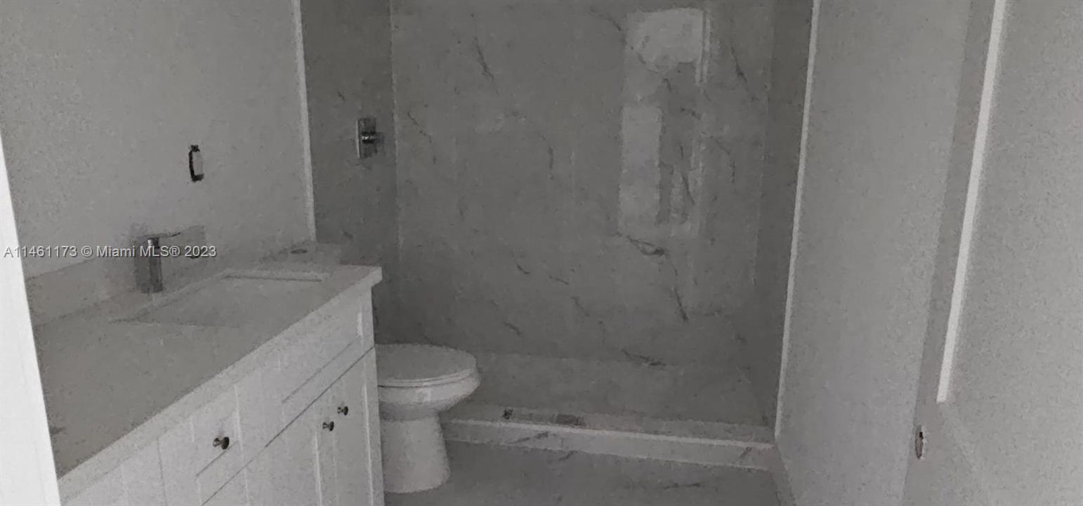 Recently Sold: $550,000 (4 beds, 3 baths, 1785 Square Feet)