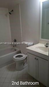 Recently Sold: $260,000 (3 beds, 2 baths, 1099 Square Feet)