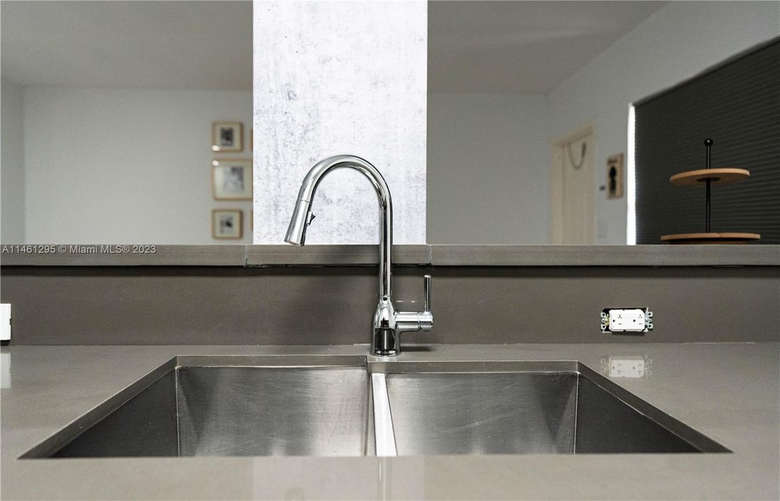 Vendido Recientemente: $285,000 (1 camas, 1 baños, 750 Pies cuadrados)