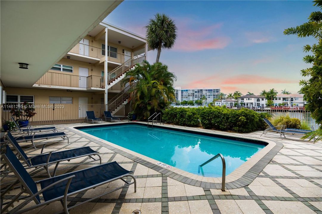 Vendido Recientemente: $285,000 (1 camas, 1 baños, 750 Pies cuadrados)