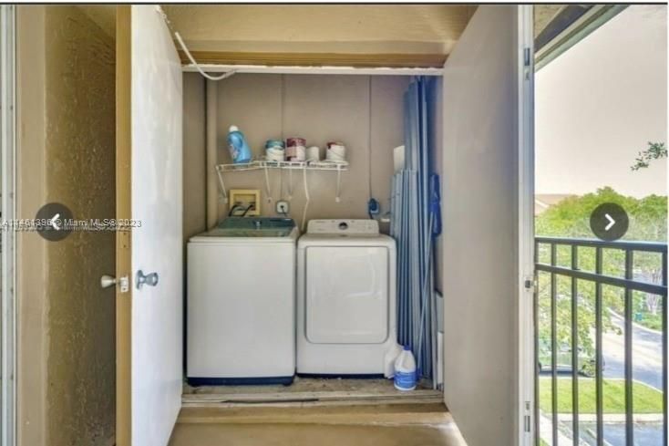 Recently Rented: $2,600 (2 beds, 2 baths, 1130 Square Feet)