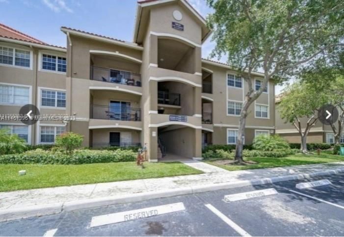 Recently Rented: $2,600 (2 beds, 2 baths, 1130 Square Feet)