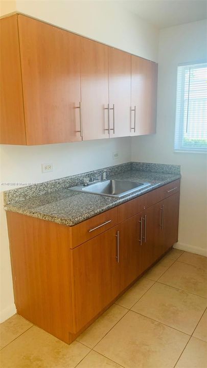 Vendido Recientemente: $175,000 (1 camas, 1 baños, 474 Pies cuadrados)