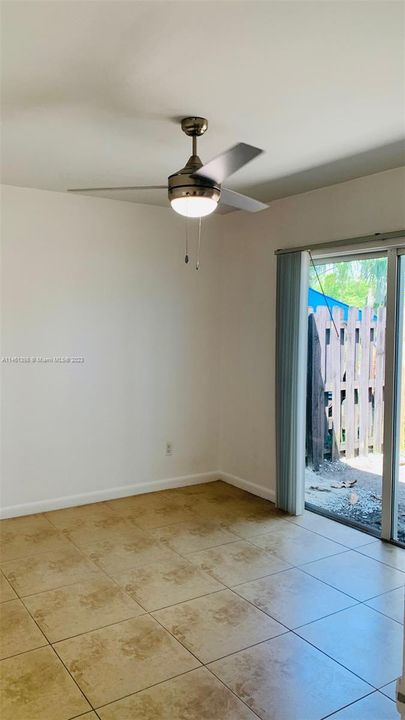 Vendido Recientemente: $175,000 (1 camas, 1 baños, 474 Pies cuadrados)