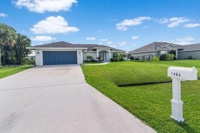 Recently Sold: $434,999 (4 beds, 2 baths, 1815 Square Feet)