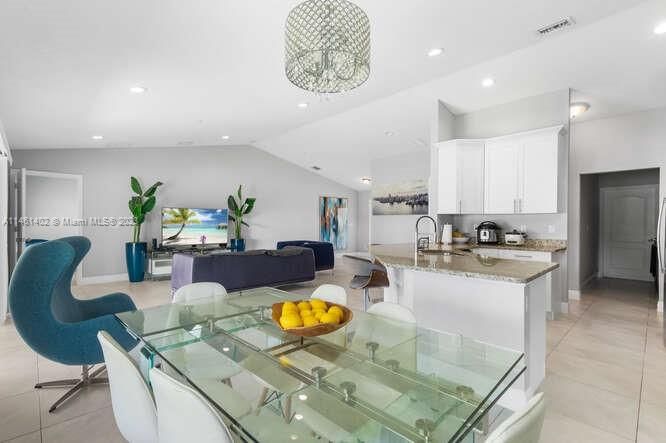 Recently Sold: $434,999 (4 beds, 2 baths, 1815 Square Feet)