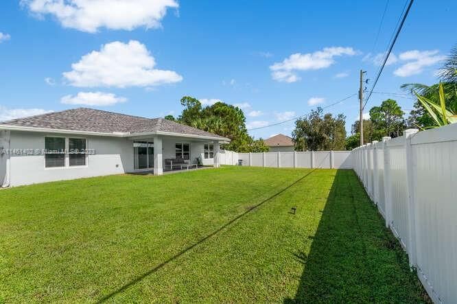 Recently Sold: $434,999 (4 beds, 2 baths, 1815 Square Feet)