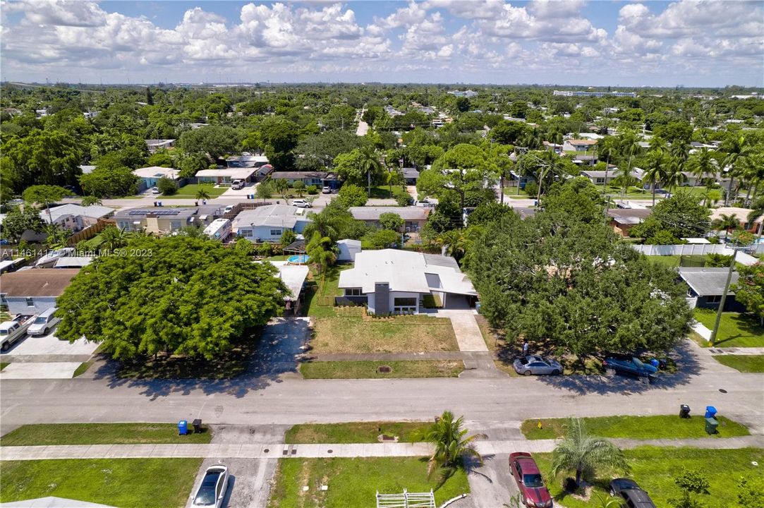 Recently Sold: $534,500 (3 beds, 2 baths, 1238 Square Feet)