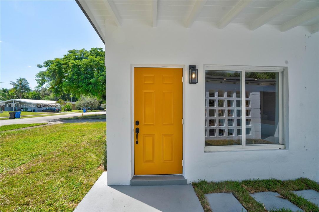 Recently Sold: $534,500 (3 beds, 2 baths, 1238 Square Feet)