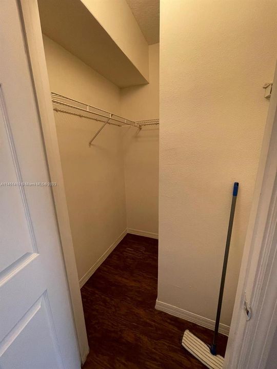 Recently Rented: $2,350 (2 beds, 2 baths, 1130 Square Feet)