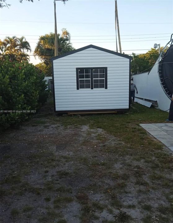 最近售出: $475,000 (3 贝兹, 1 浴室, 1363 平方英尺)