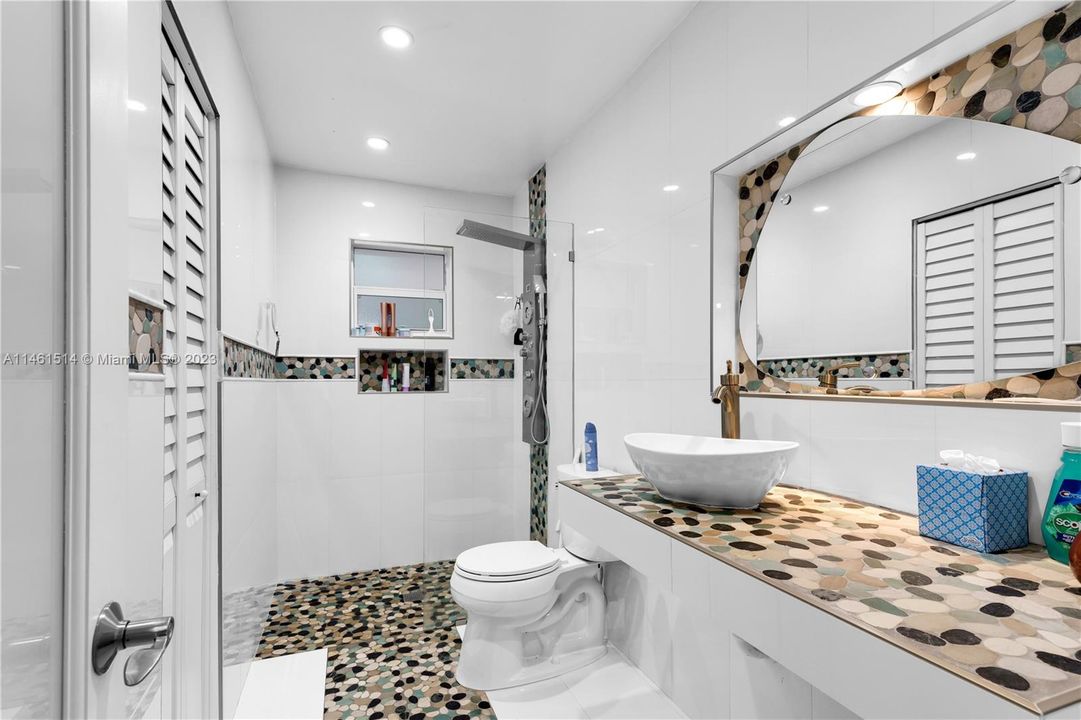 Vendido Recientemente: $440,000 (3 camas, 1 baños, 1014 Pies cuadrados)